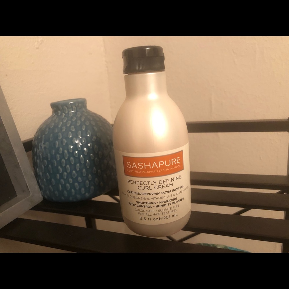Perfectly defining curl cream